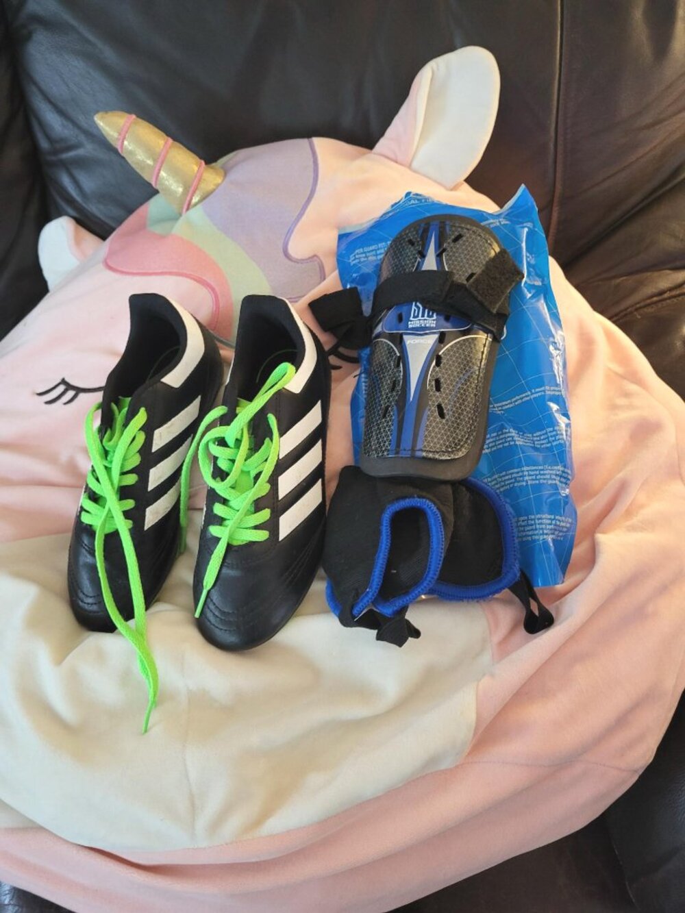 ADIDAS Goletto VI FG boys soccer cleats Size 3 - next to NEW